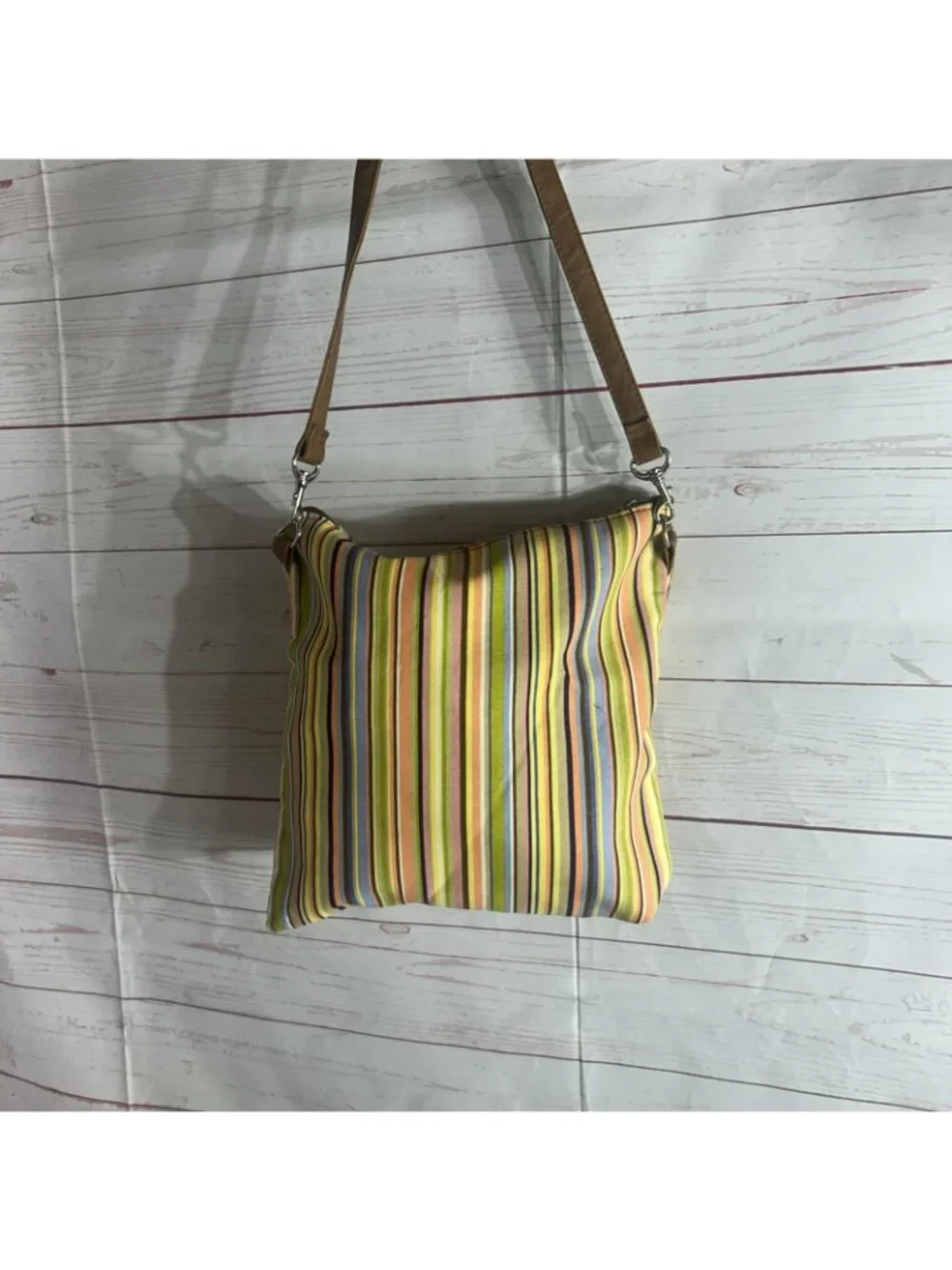 Longaberger Shoulder Bag Multicolor Brown, Green Blue Yellow Stripe Zip close